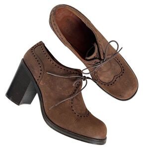 Kickers Brogue Nubuck Booties Women's 40 US 8 Brown Lace Up Chunky Heels Boots